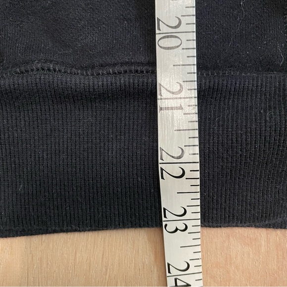 ARITZIA TNA Black Sweatshirt - Picture 8 of 8